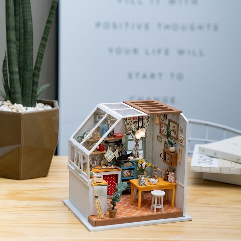 Miniature Dollhouse - Jason's Kitchen