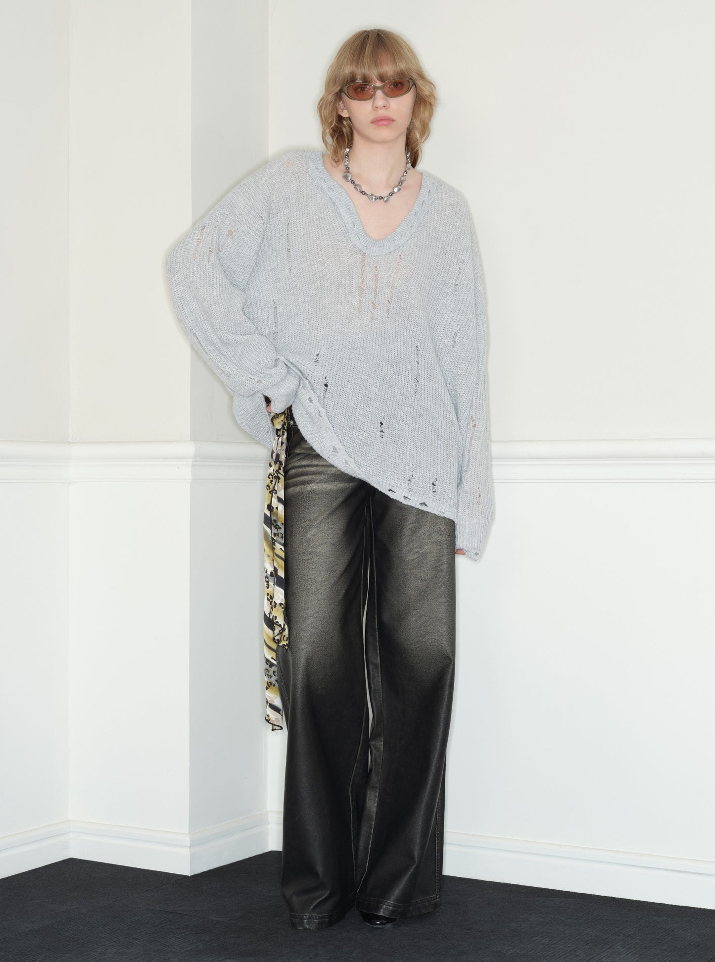 Lazy Style Gray Love Collar Sweater RUN0039