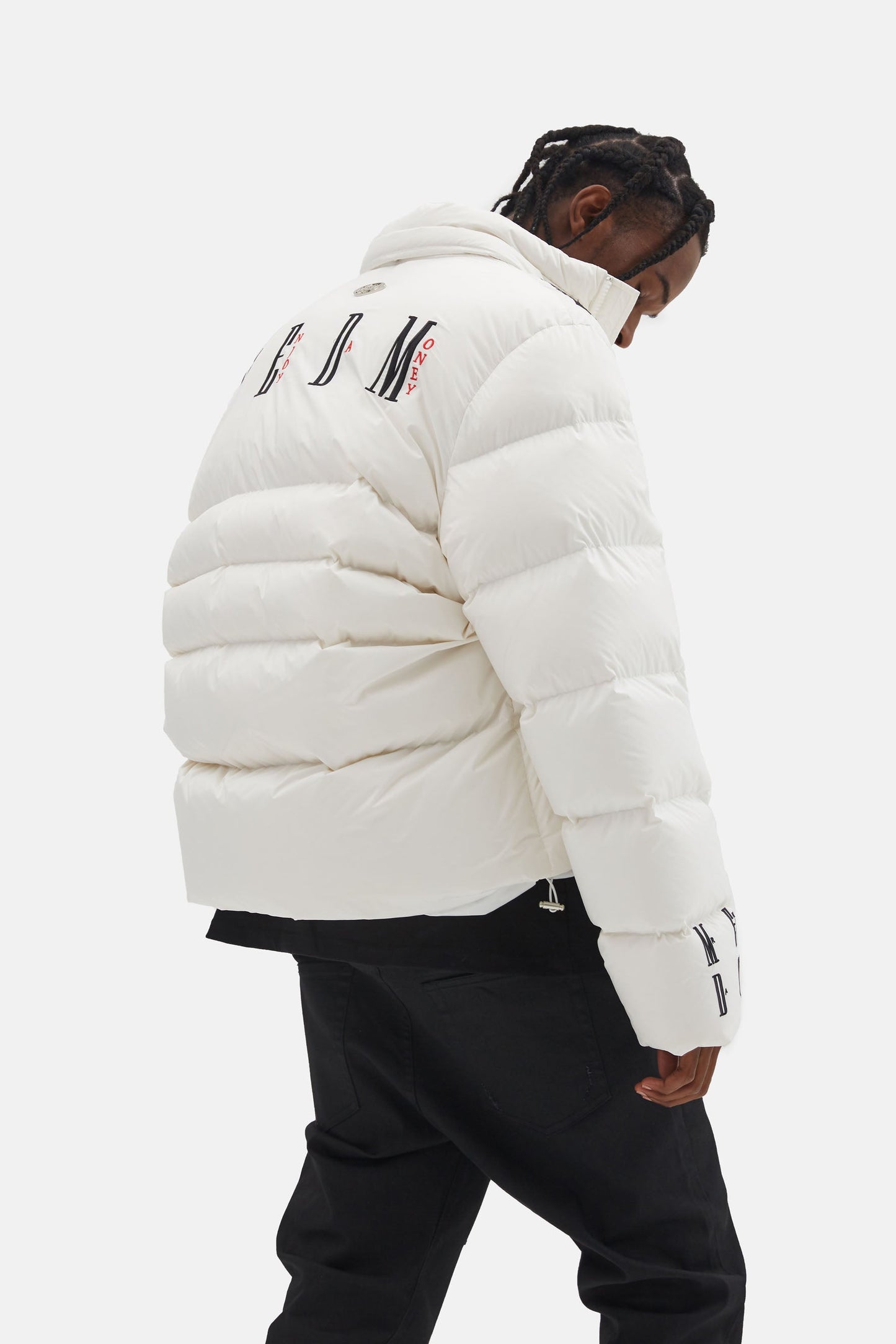 MEDM 자수 로고 푸퍼 재킷