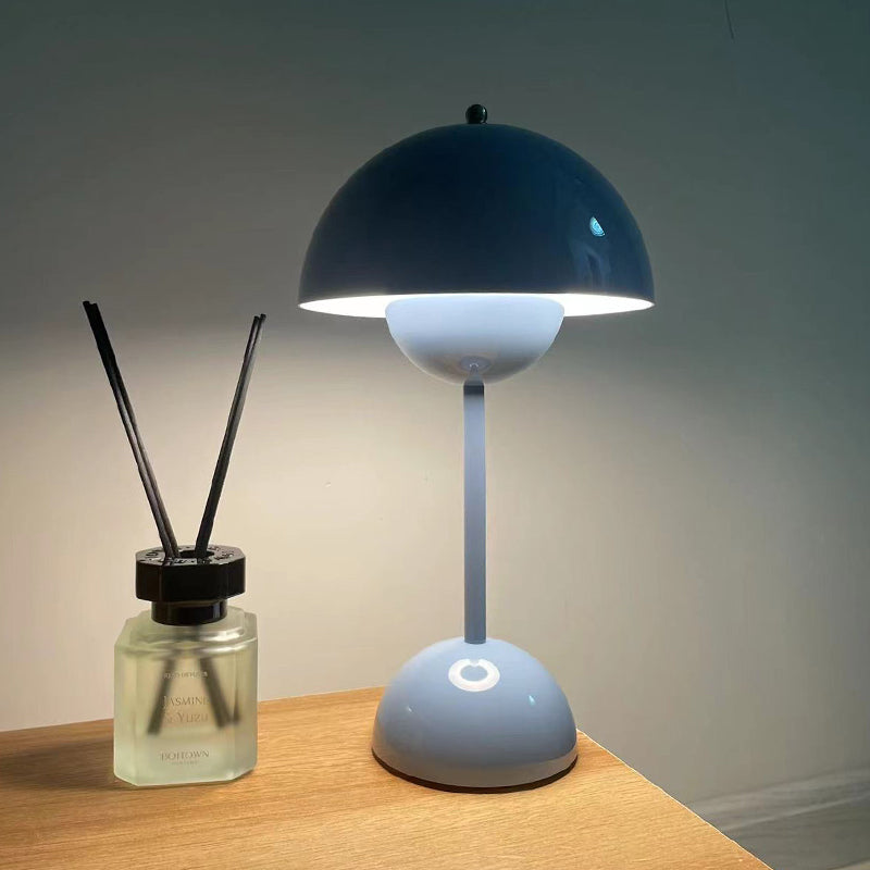 Danish Bud Wireless Desk Lamp