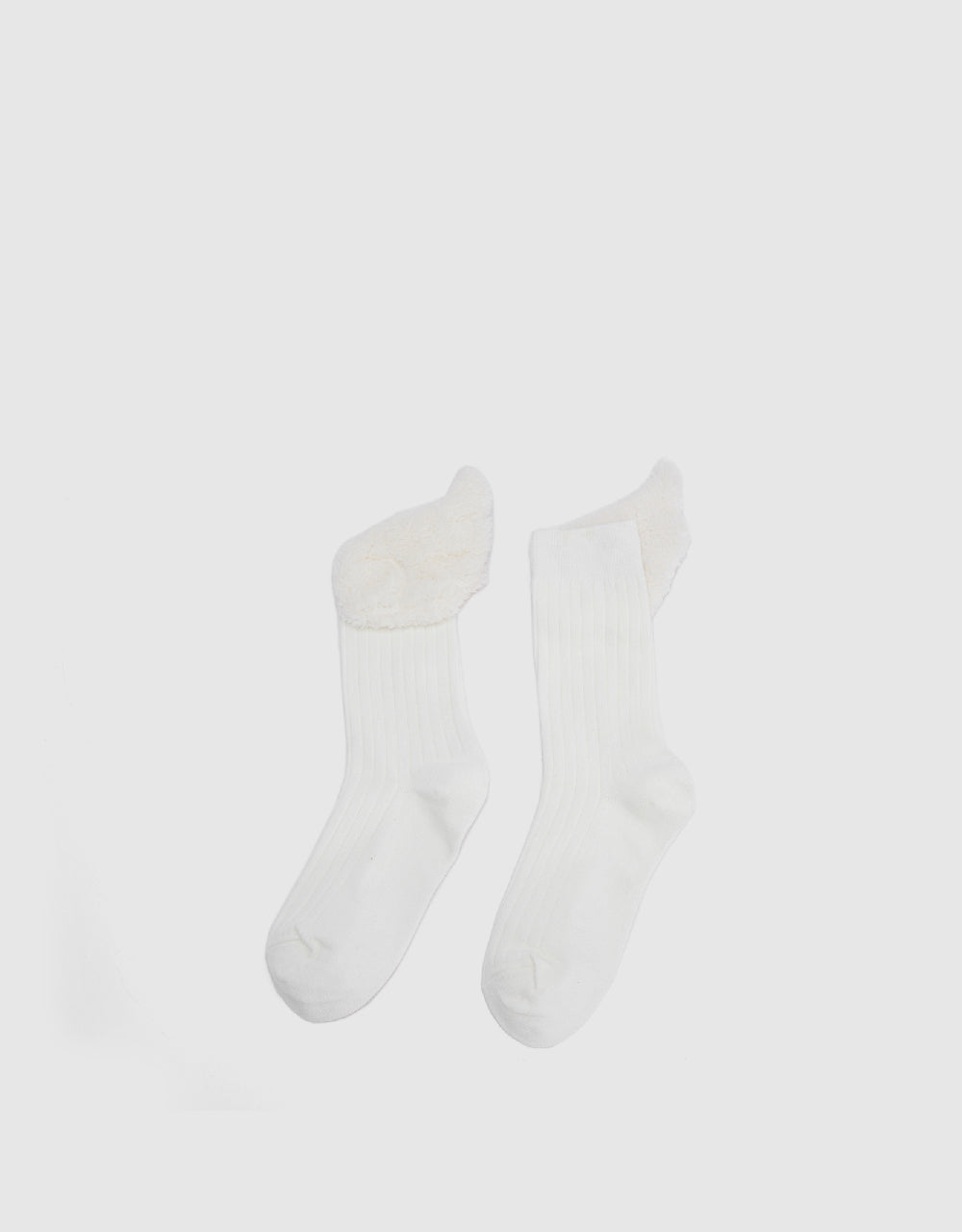 Fluffy Wing Décor Mid-Length Socks