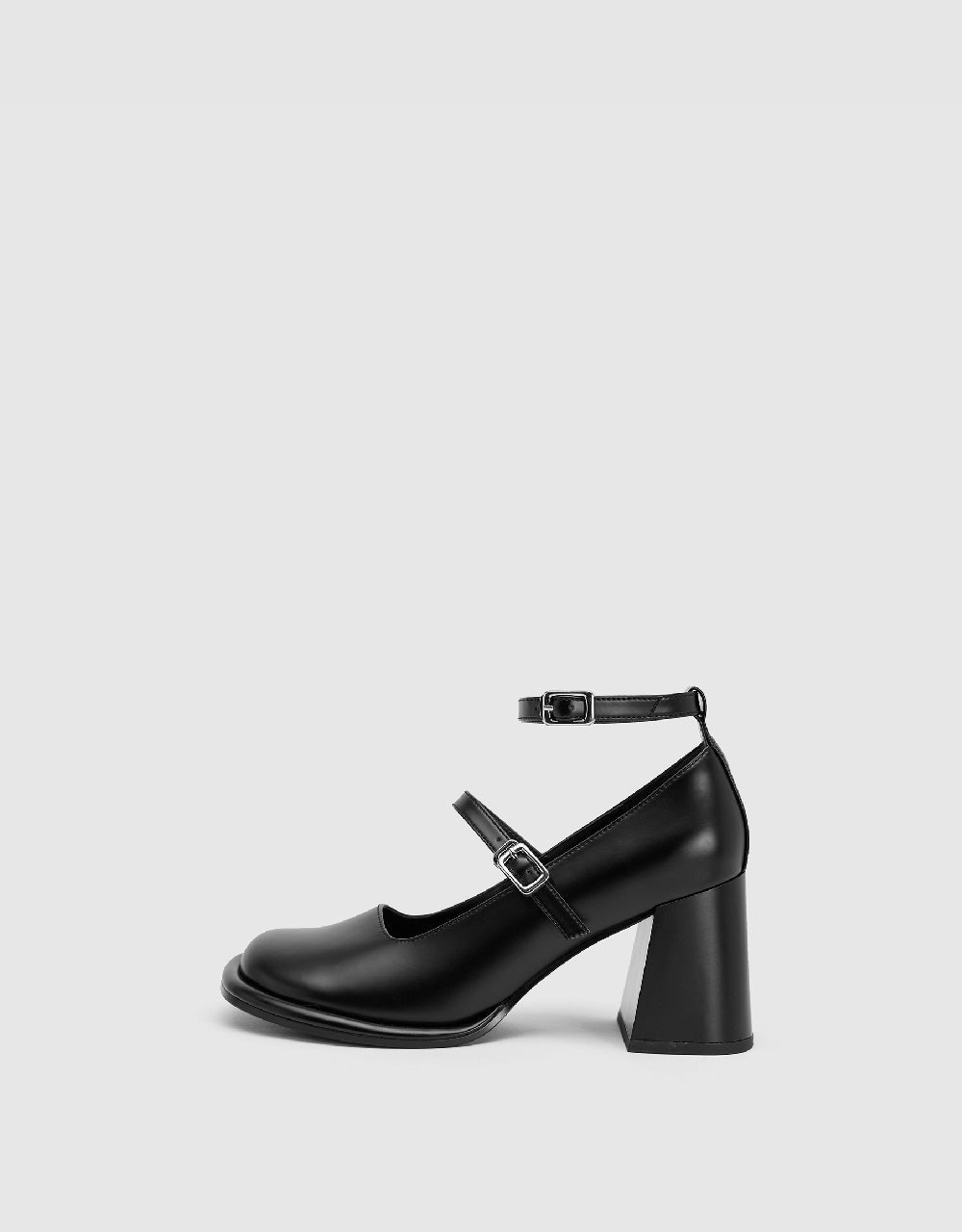 Vegan Leather Round Toe Pumps