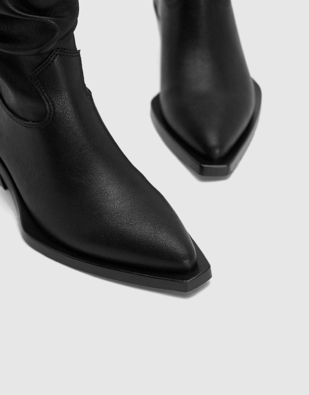 Heeled Pointed Toe Boots