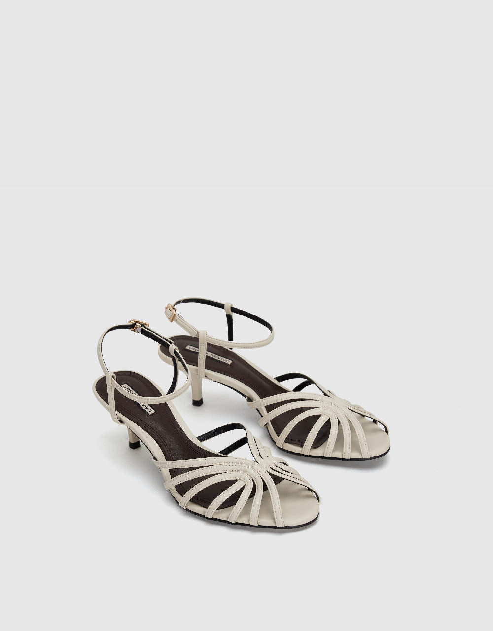 Heeled Round Toe Sandals