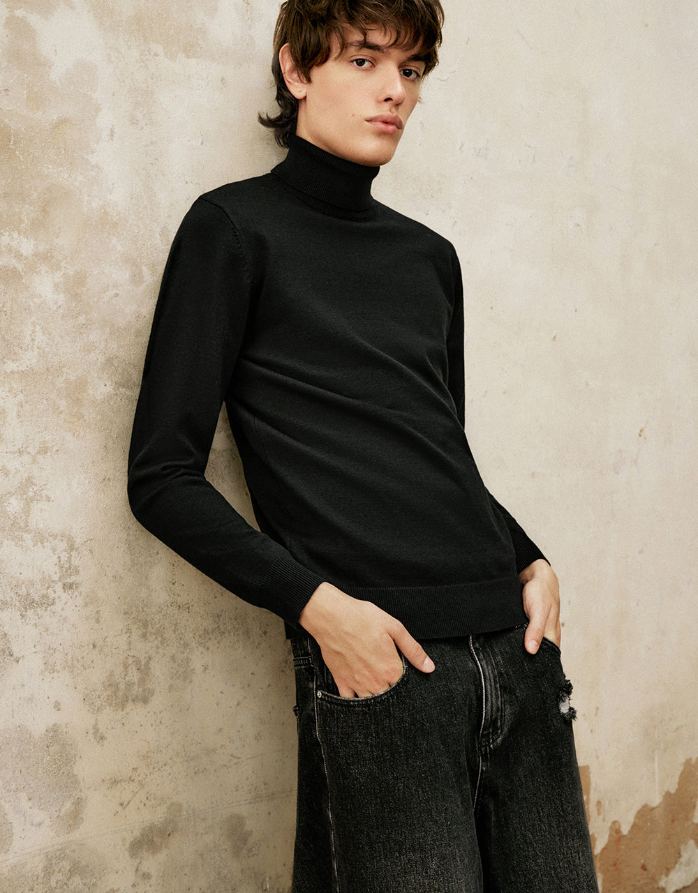 Turtle Neck Knitted T-Shirt