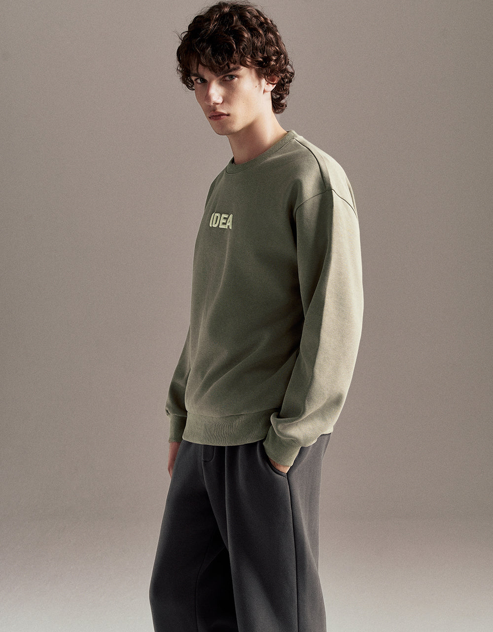 Letter Embossed Loose Sweatshirt