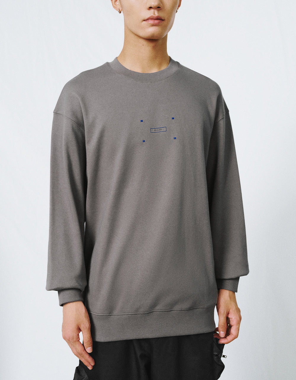 Drop Shoulder Sleeve Crew Neck Sweatshirt