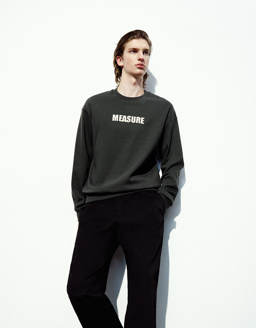 Letter Embossed Straight Sweatshirt