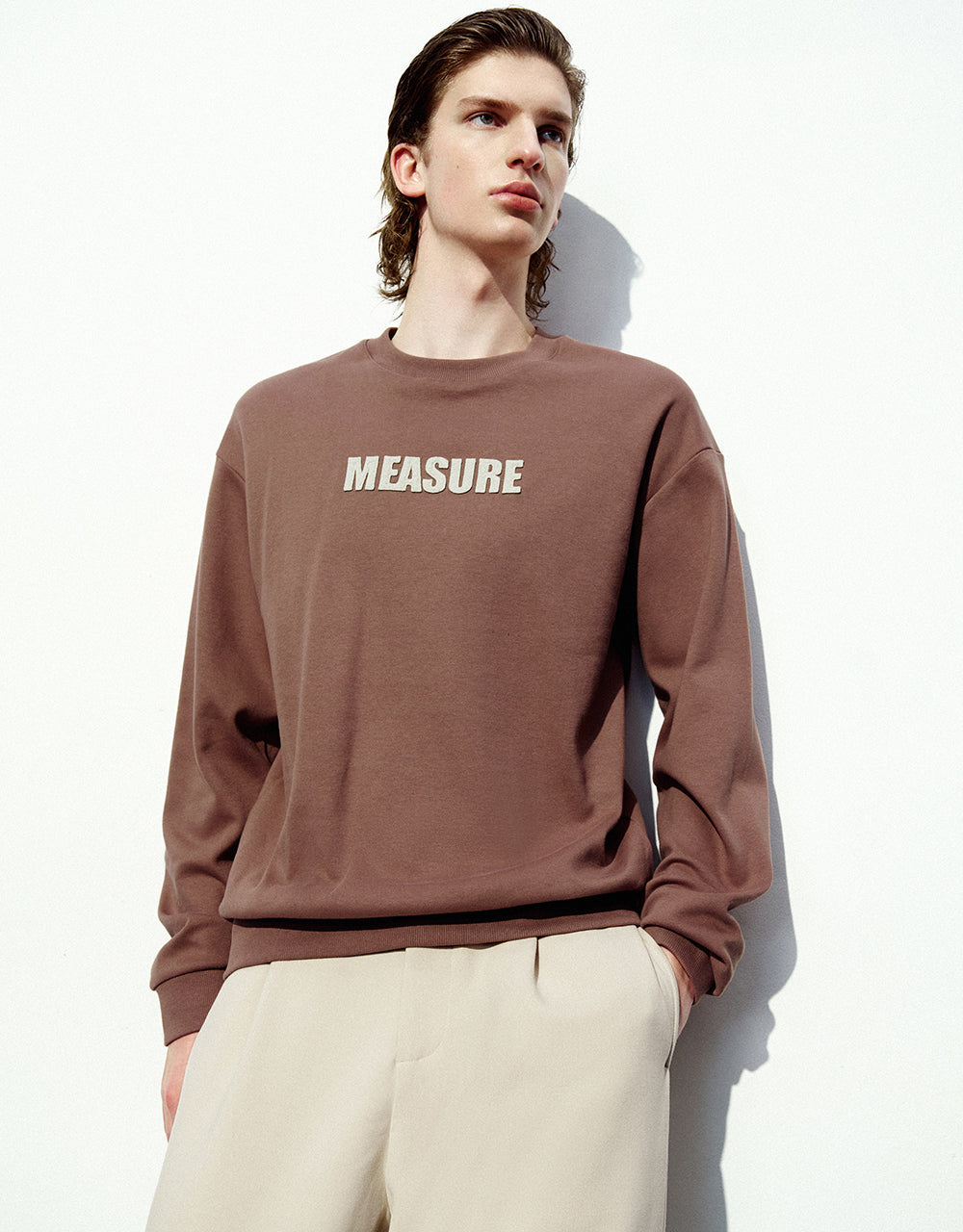 Letter Embossed Straight Sweatshirt