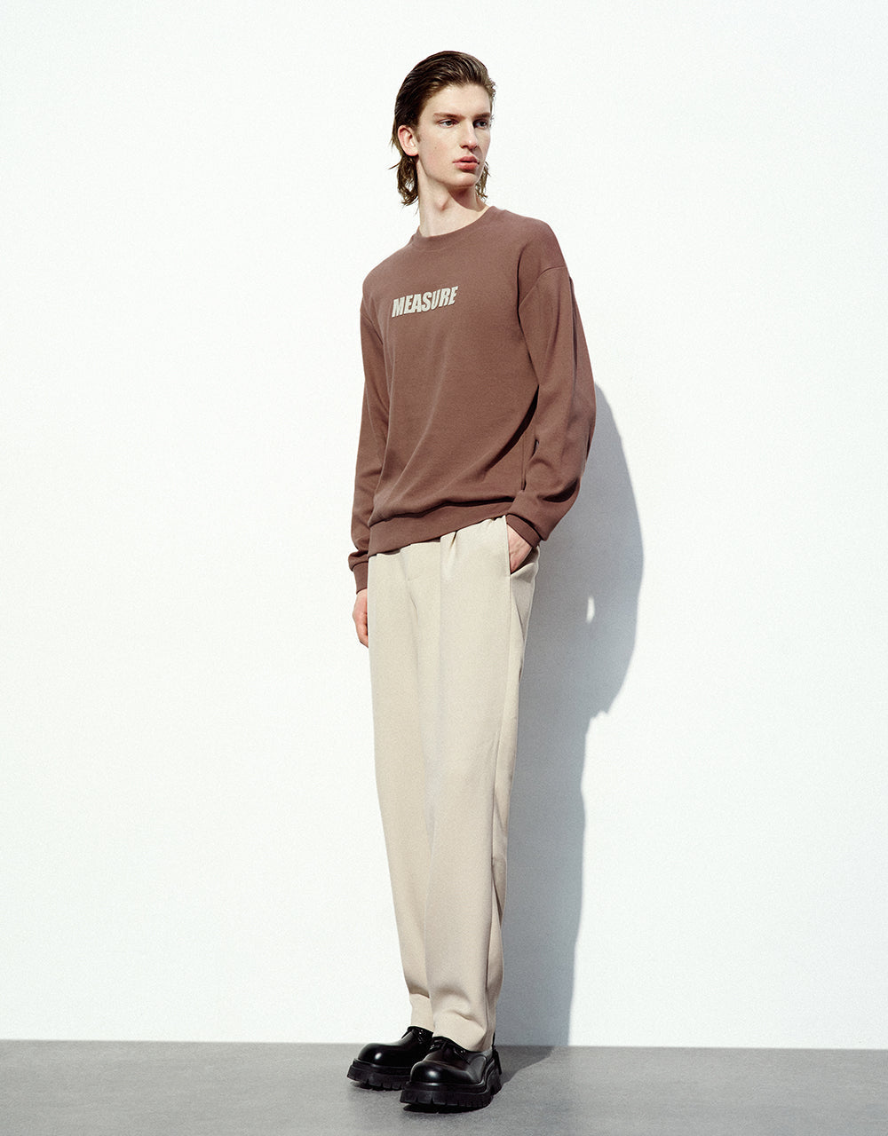 Letter Embossed Straight Sweatshirt