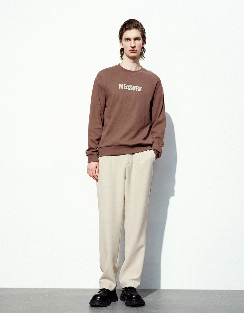 Letter Embossed Straight Sweatshirt