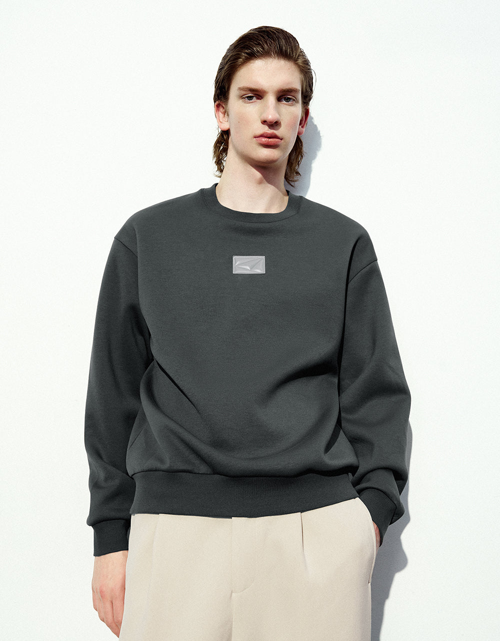 Standard Sleeve Crew Neck Sweatshirt