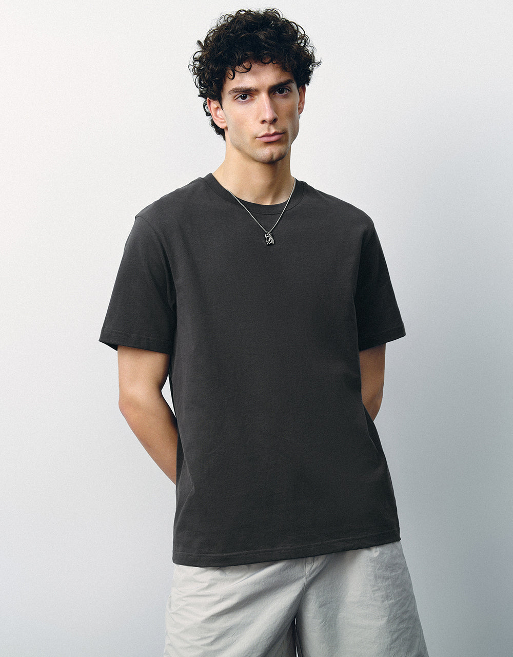 Crew Neck T-Shirt With Necklace