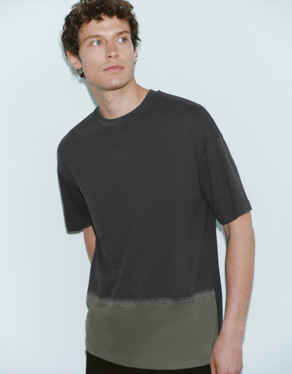 Crew Neck Loose A-Line T-Shirt