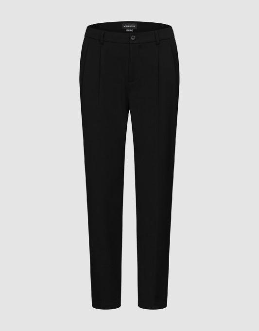 Loose Carrot Fit Pants