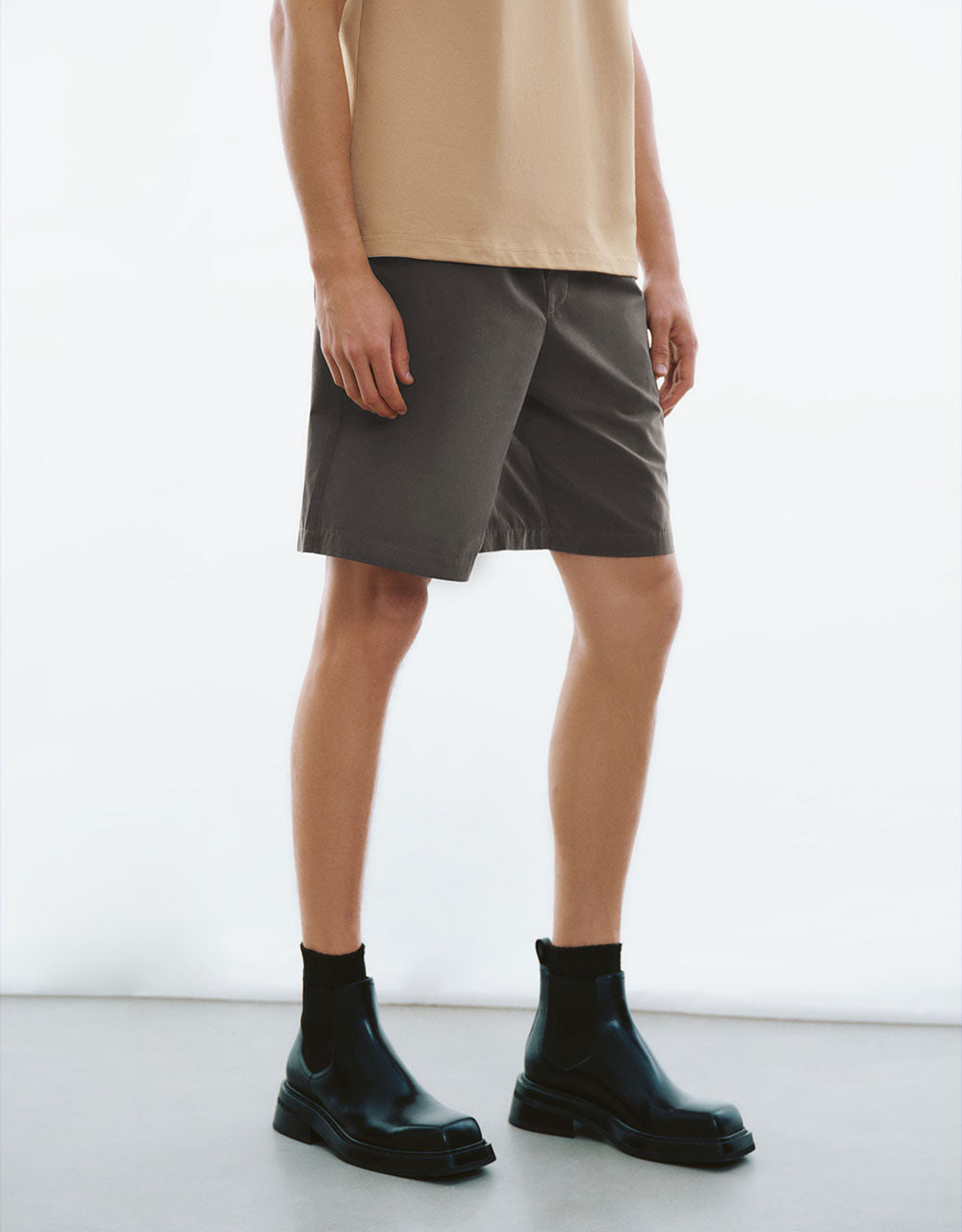 Drawstring Waist Loose Shorts