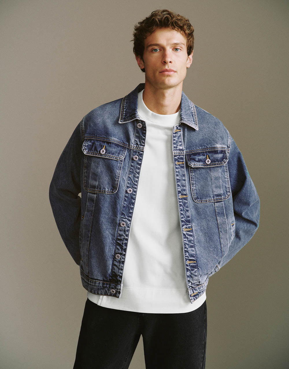 Drop Shoulder Sleeve Denim Jacket