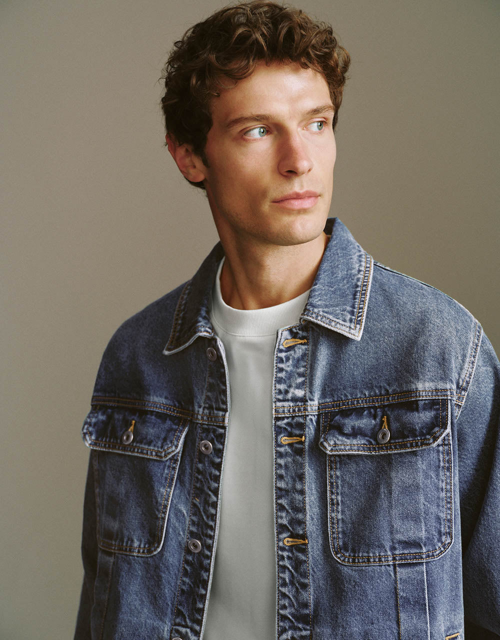 Drop Shoulder Sleeve Denim Jacket