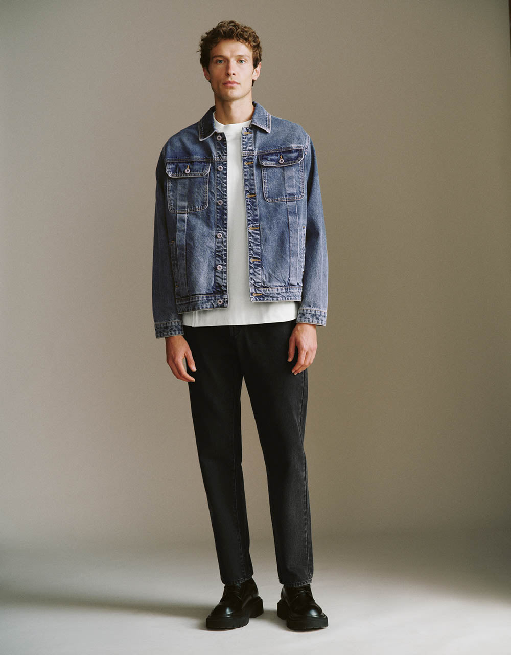 Drop Shoulder Sleeve Denim Jacket