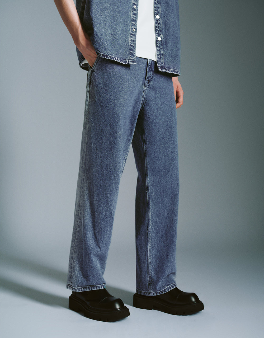 Gradient Wide-Leg Jeans