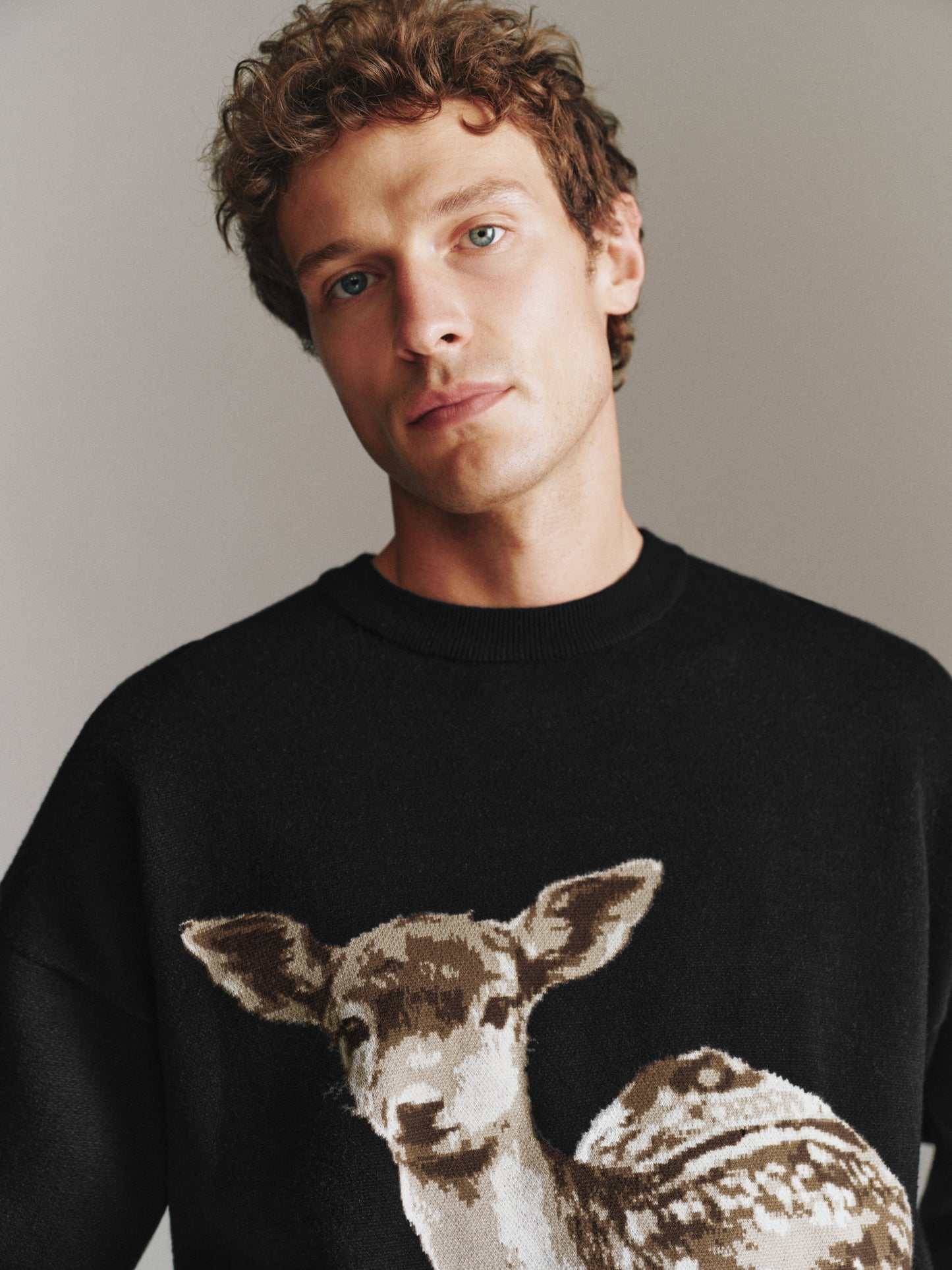 Deer Embroidered Knitted T-Shirt