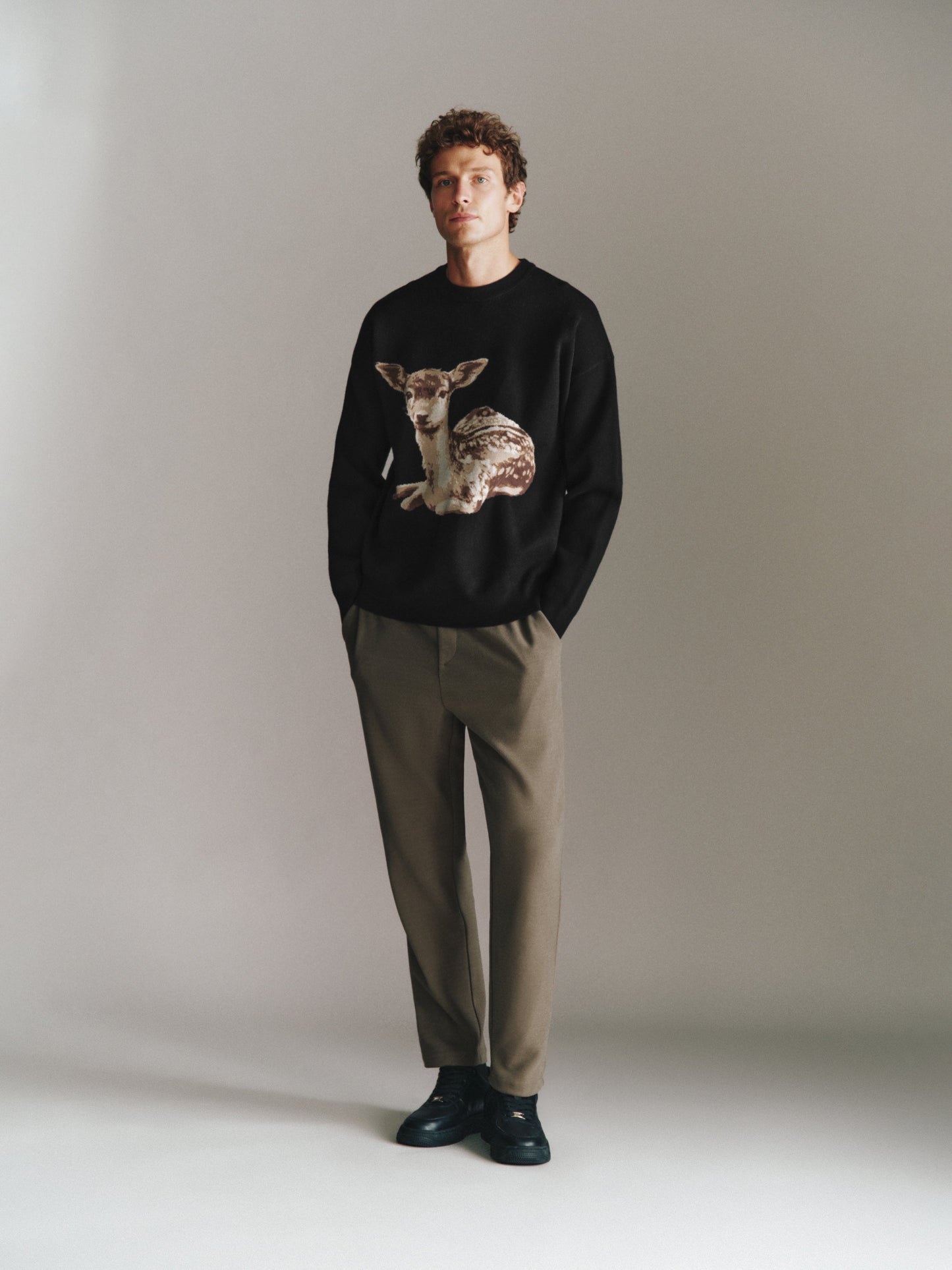 Deer Embroidered Knitted T-Shirt