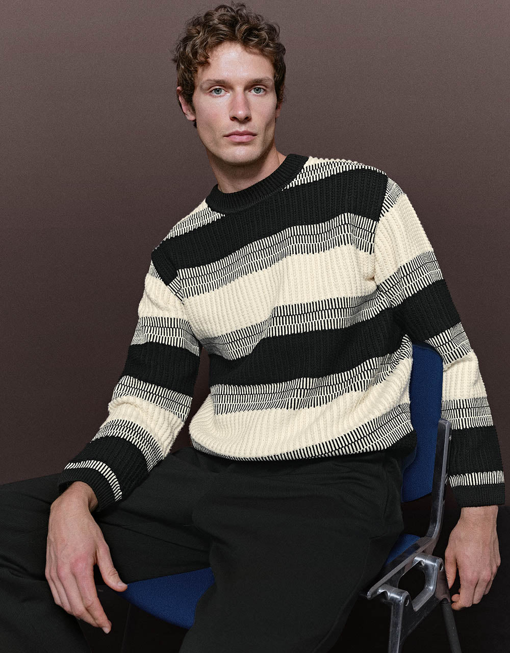 Crew Neck Striped Knitted T-Shirt