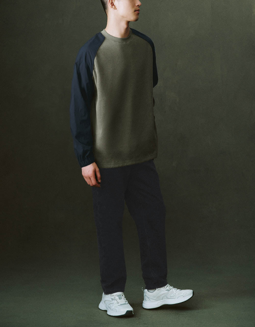 Two Toned Crew Neck Knitted T-Shirt