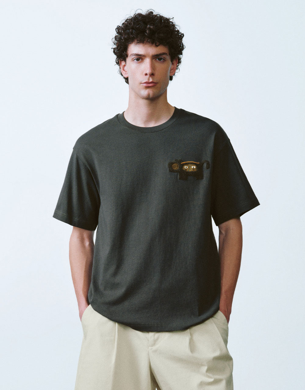 Embroidered Crew Neck Straight T-Shirt