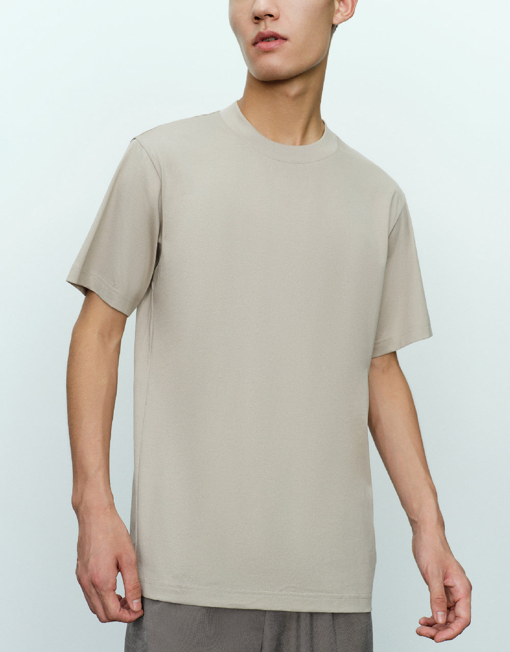 Drop Shoulder Sleeve Crew Neck T-Shirt