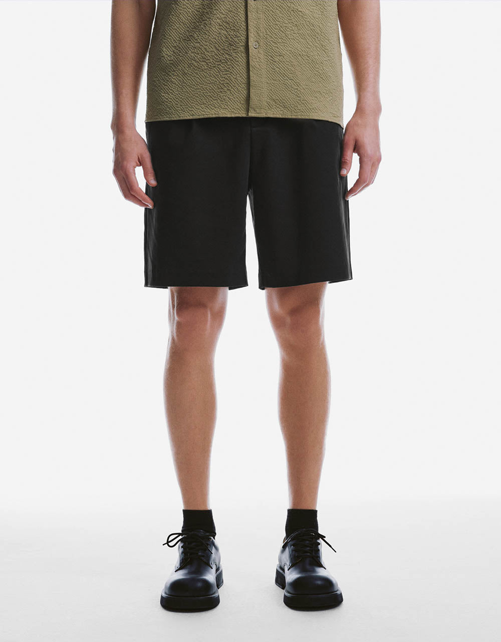 Tailored Loose Shorts