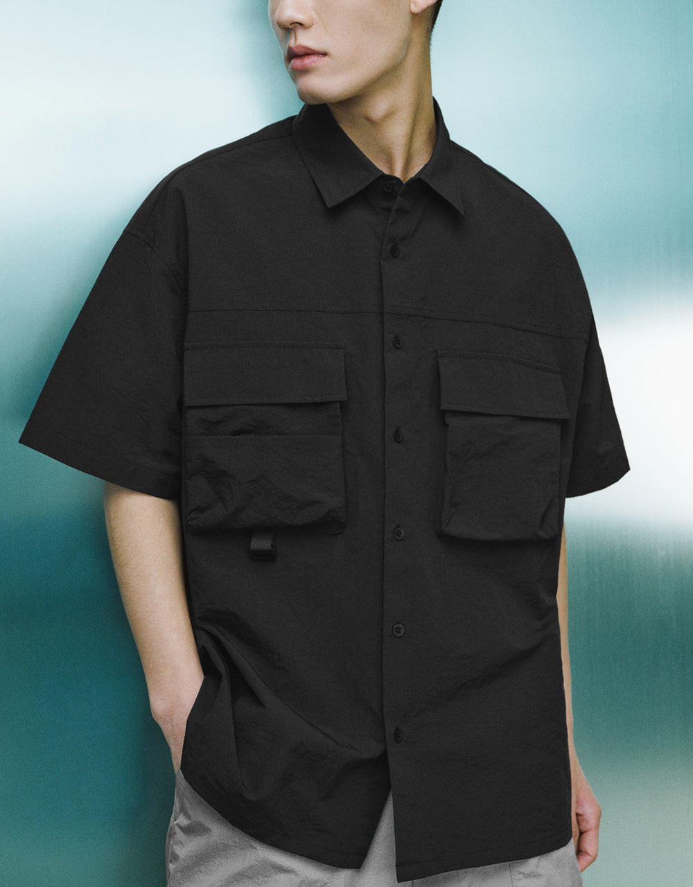 Multi-Pocket Loose Shirt