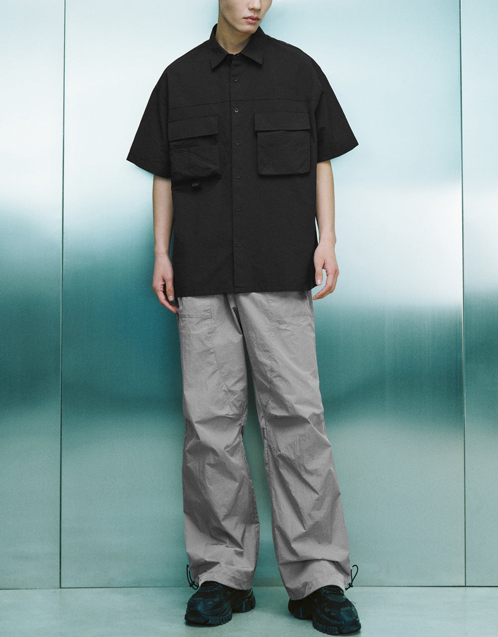 Multi-Pocket Loose Shirt