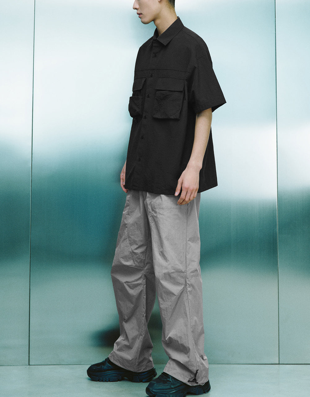 Multi-Pocket Loose Shirt