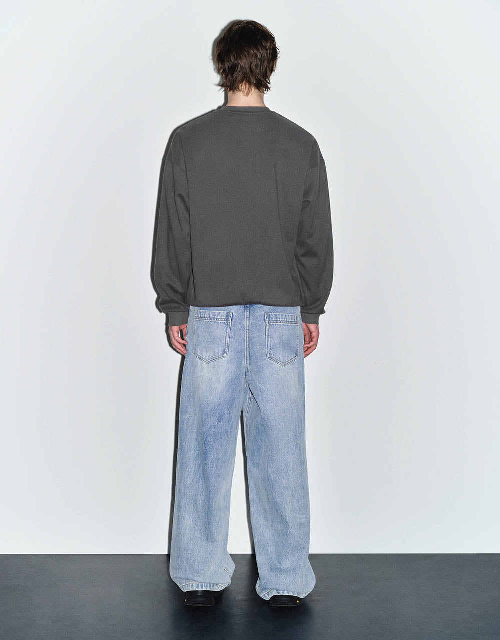 Loose Crew Neck Sweatshirt