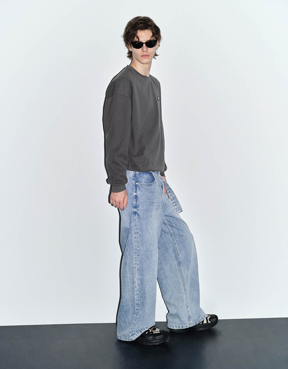 Loose Crew Neck Sweatshirt