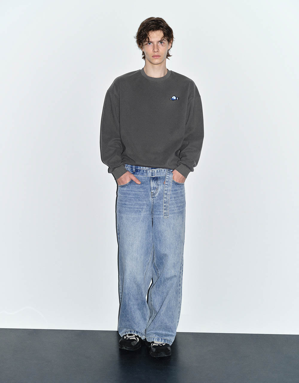 Loose Crew Neck Sweatshirt