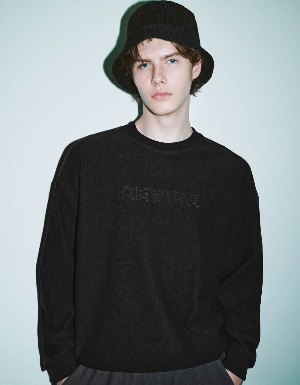 Letter Embossed Crew Neck Sweatshirt