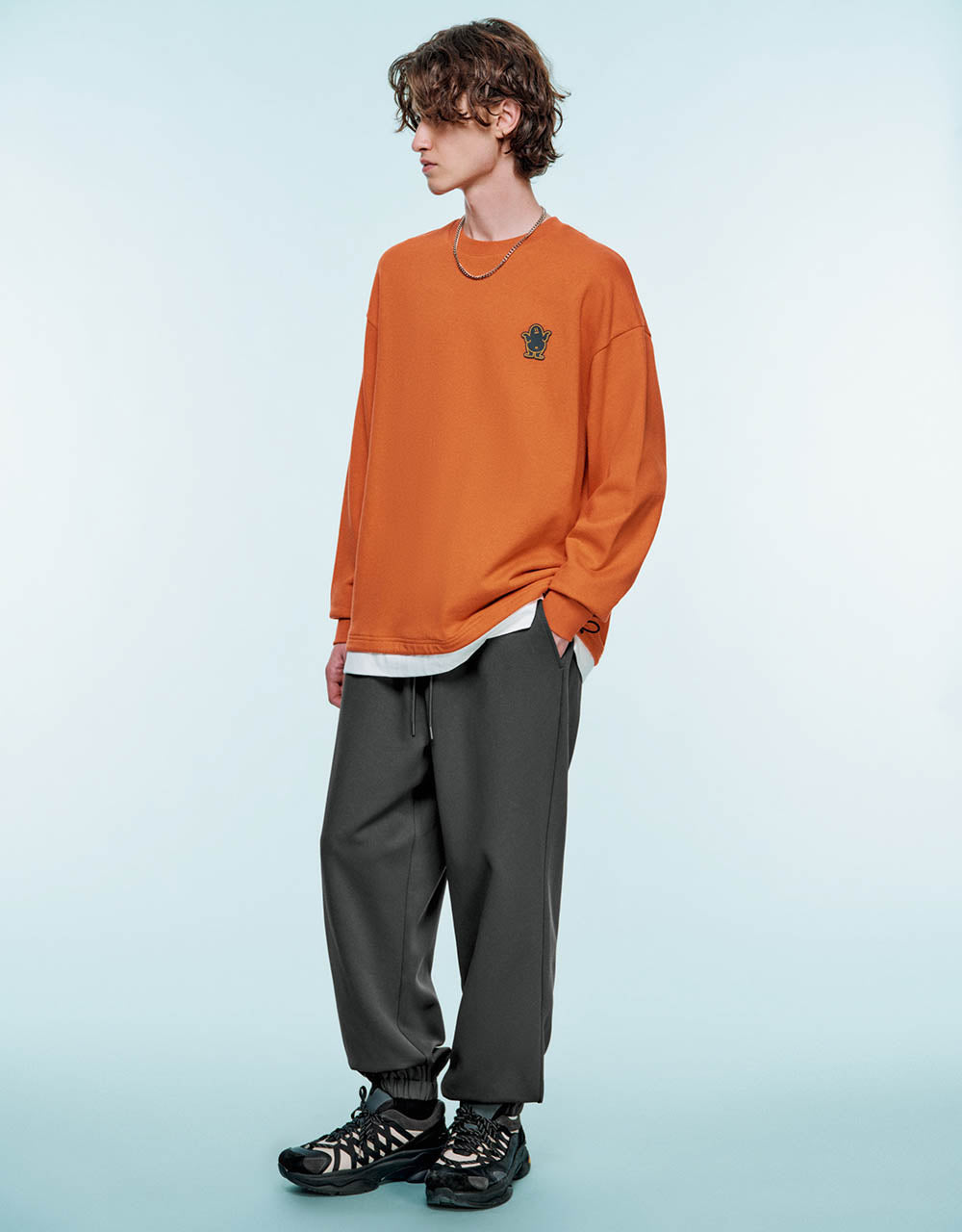 Drop Shoulder Sleeve Crew Neck Sweatshirt