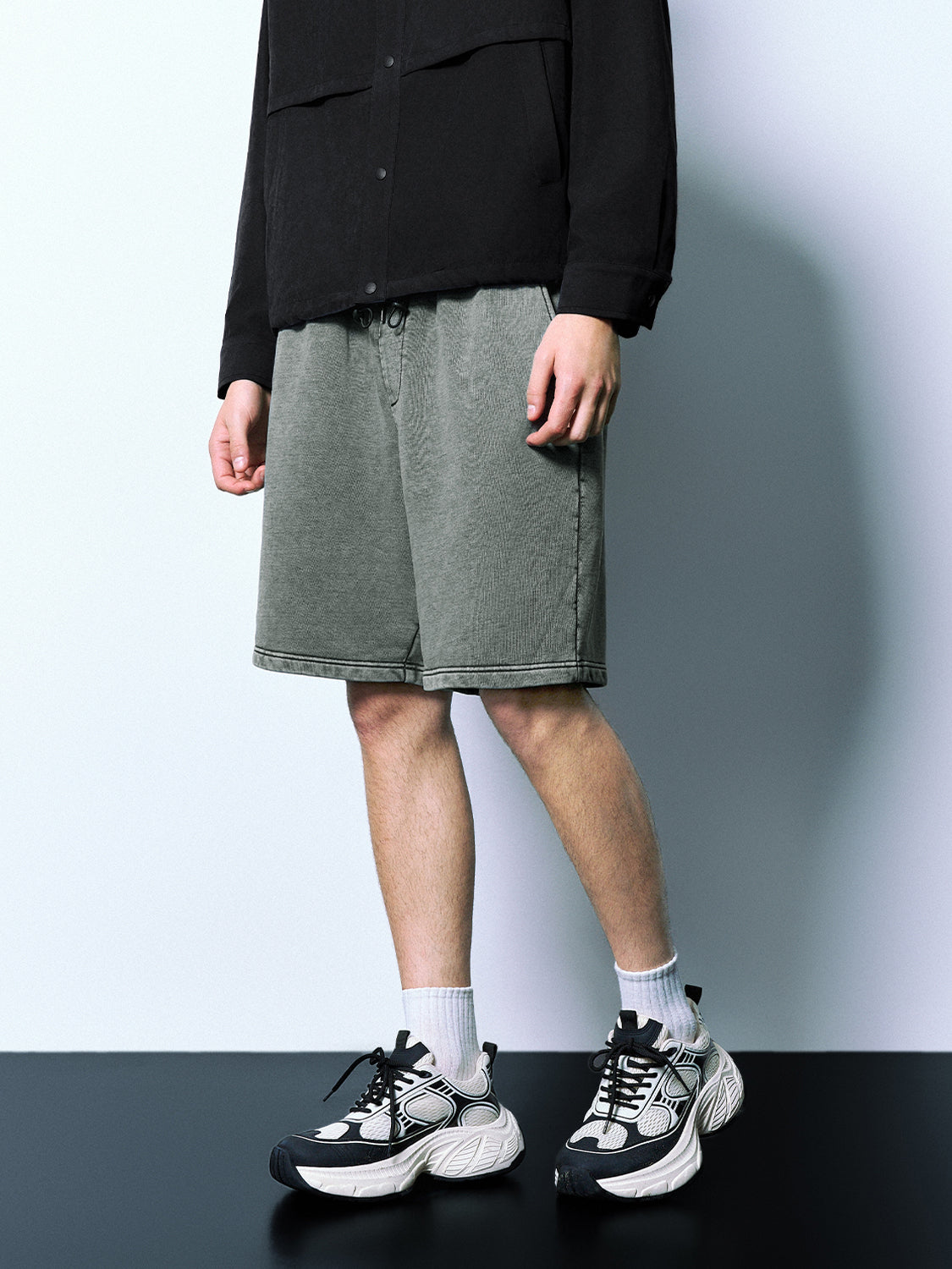 Drawstring Waist Oversized Shorts