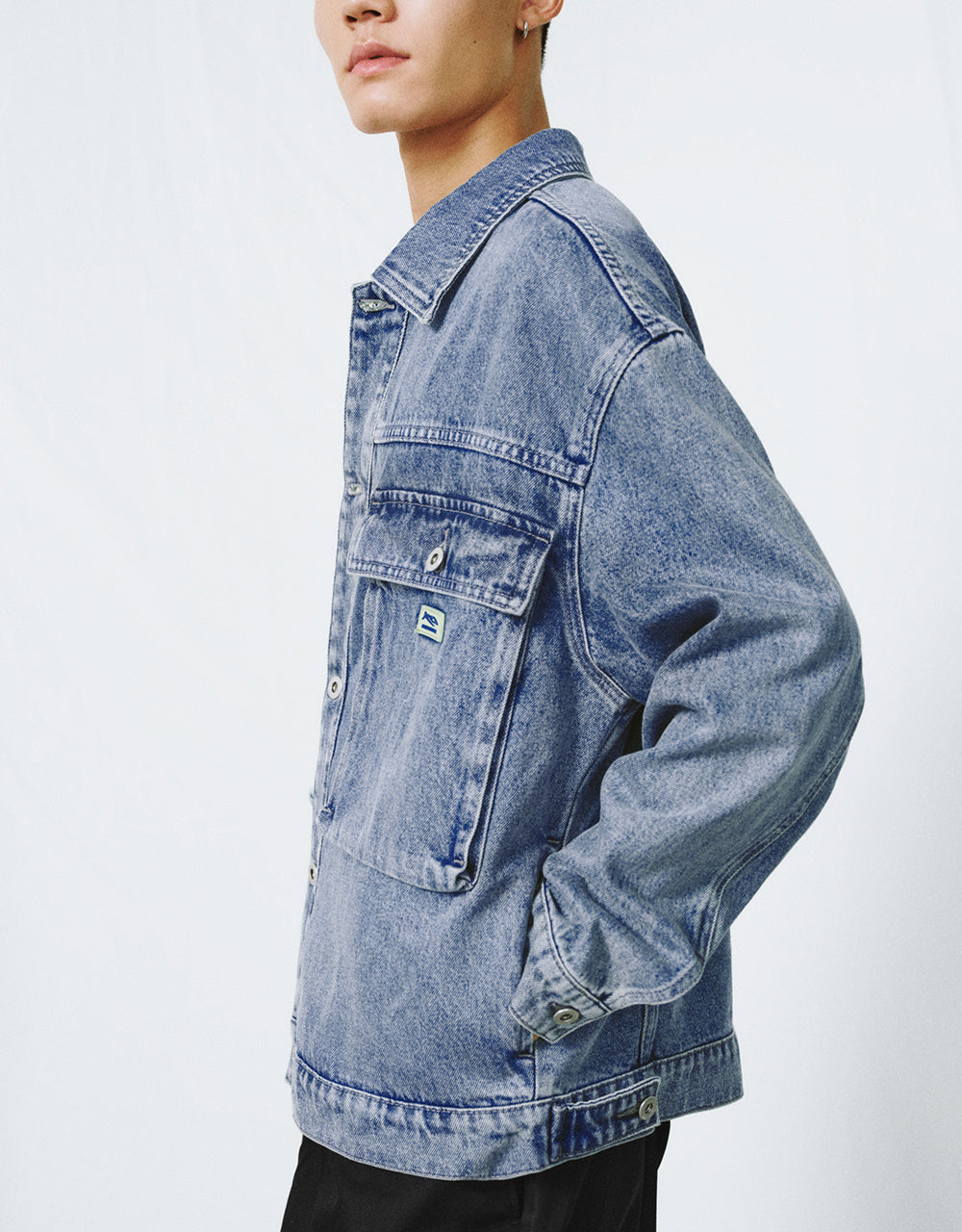 Drop Shoulder Sleeve Denim Jacket