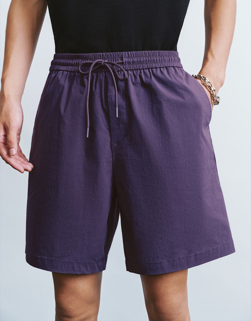 Drawstring Waist Loose Shorts