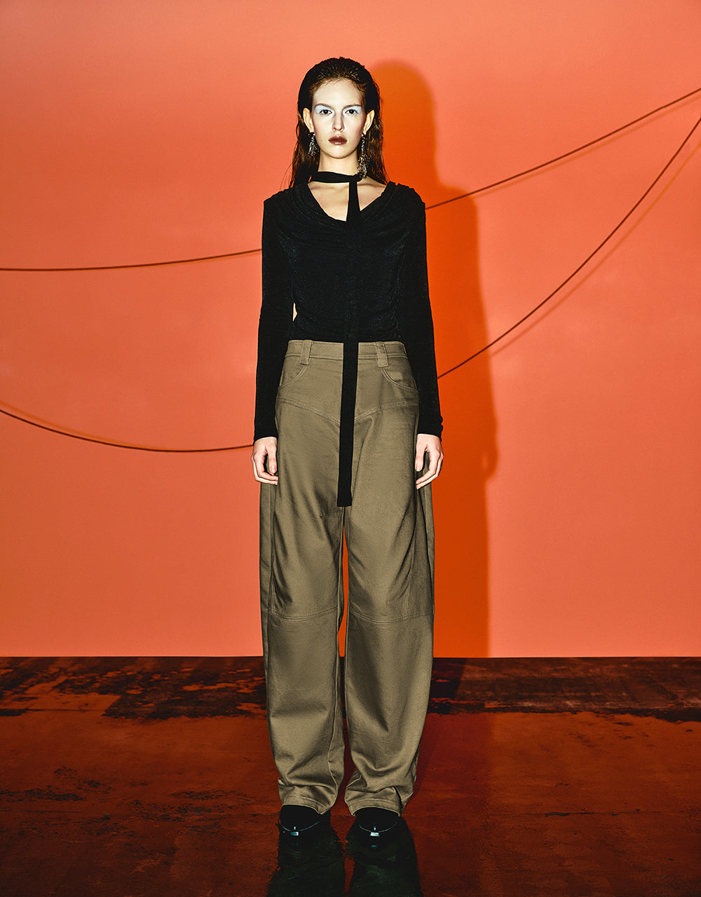 Loose Carrot Fit Pants