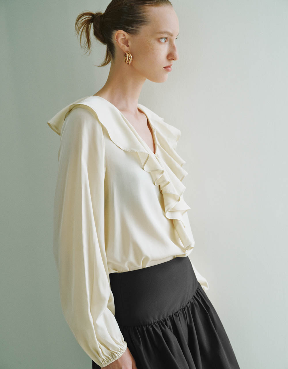 Ruffle V-Neck Overhead Shirt