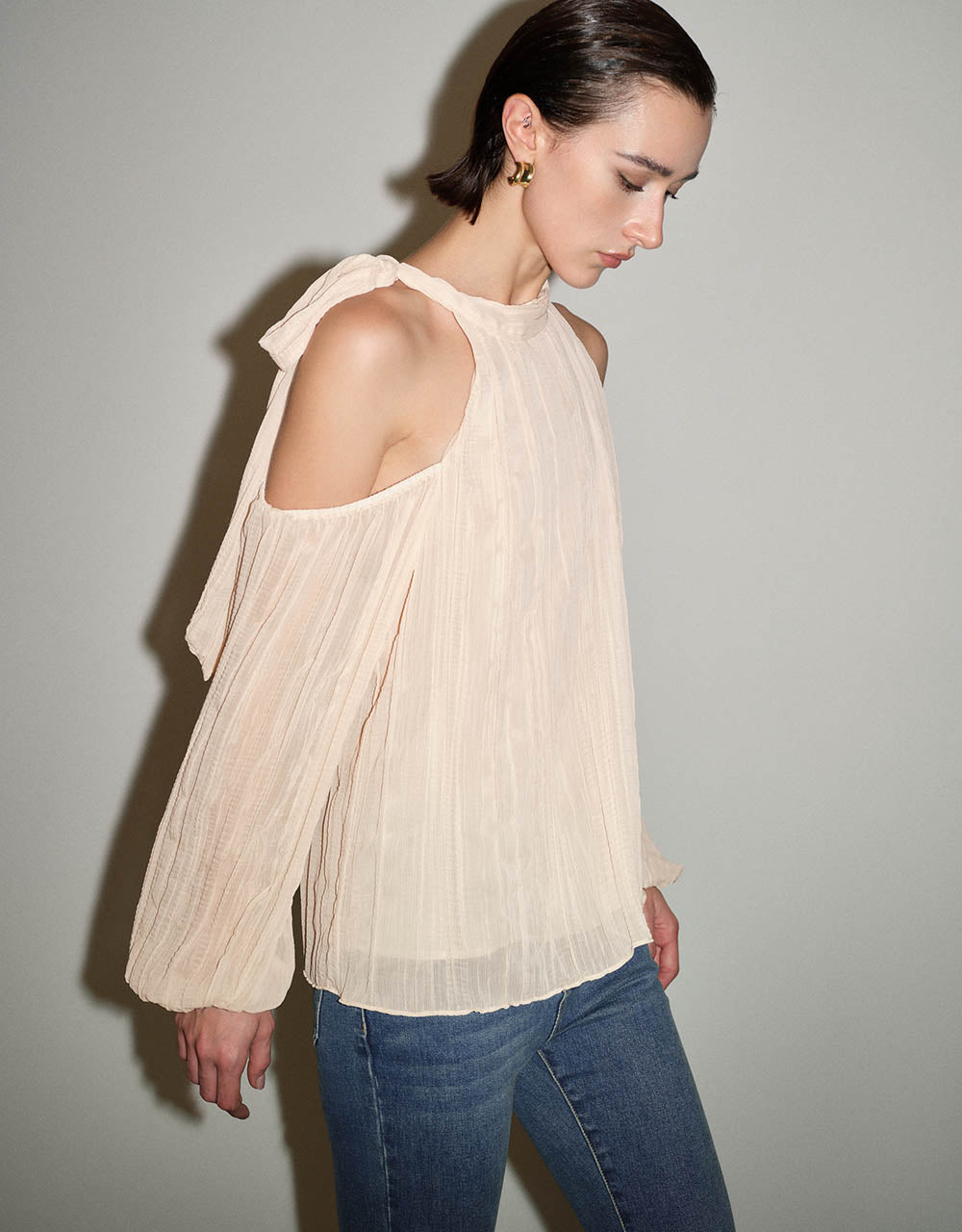 Cold Shoulder Overhead Shirt