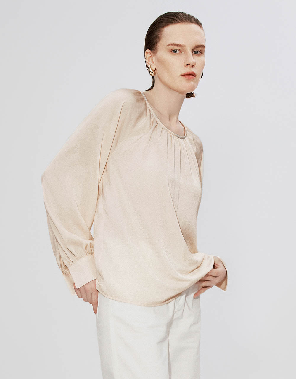 Raglan Sleeve Crew Neck Cut-Out Blouse