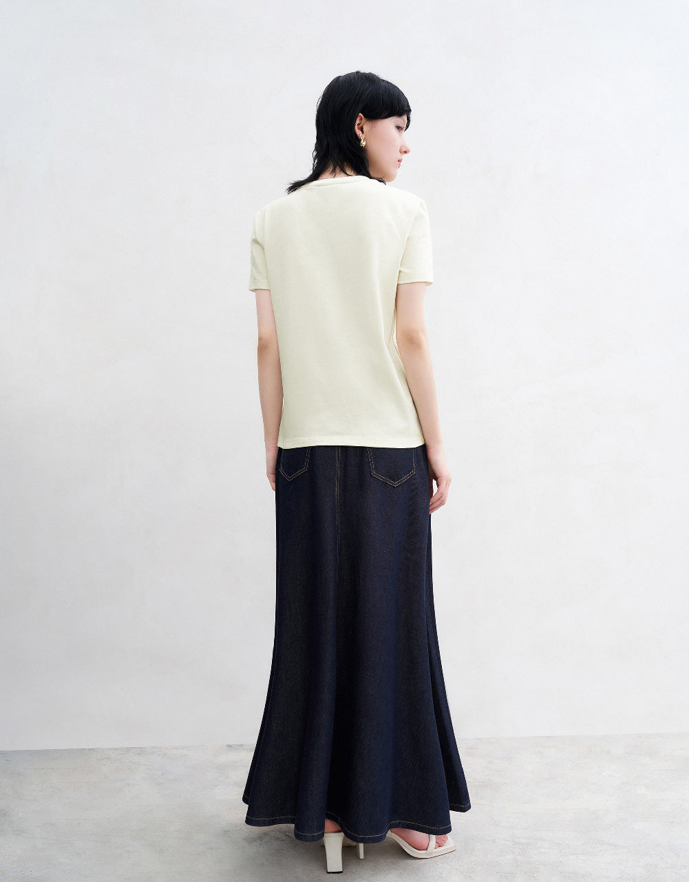 Linear Grphic Printed Crew Neck T-Shirt