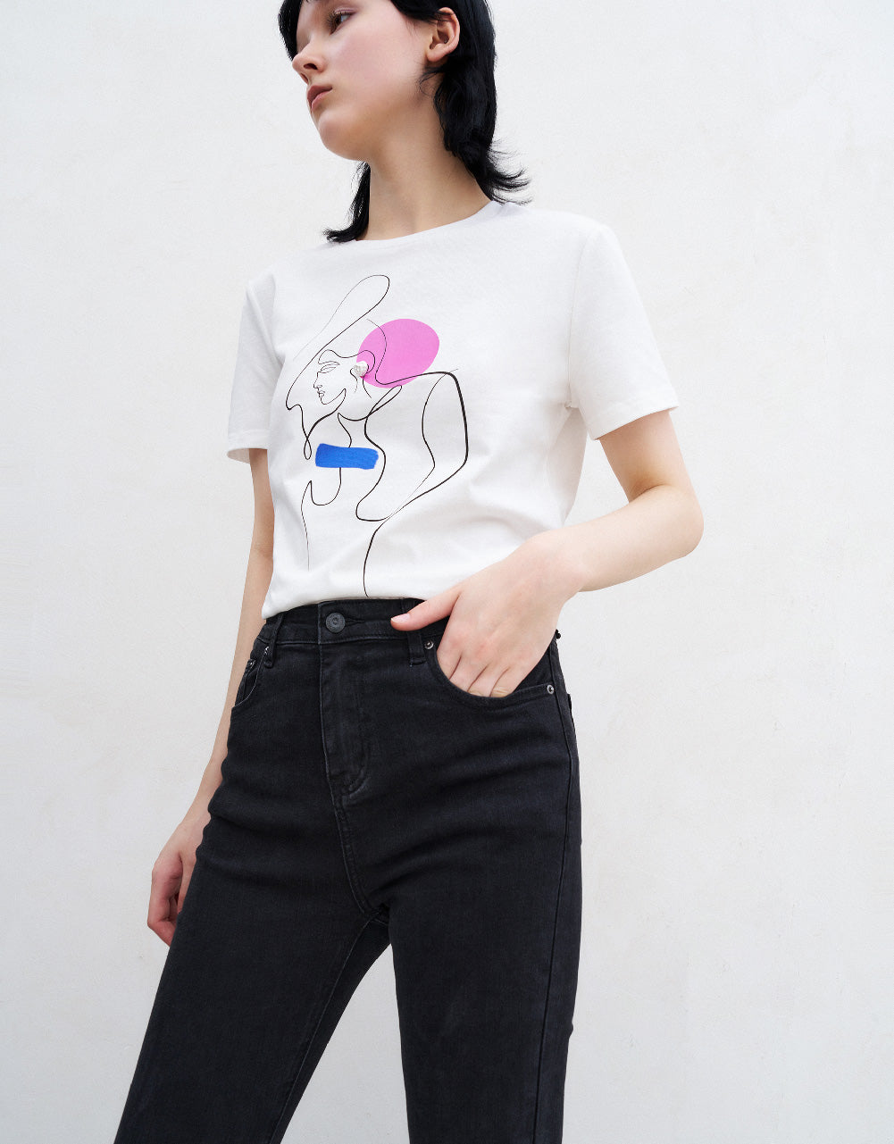 Linear Grphic Printed Crew Neck T-Shirt