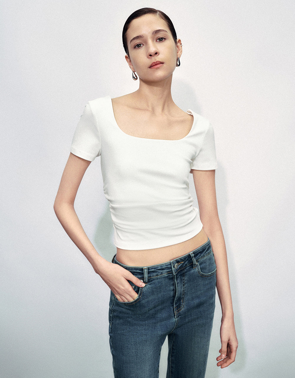 Cropped U Neck Skinny T-Shirt