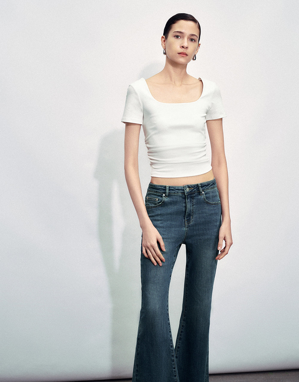 Cropped U Neck Skinny T-Shirt